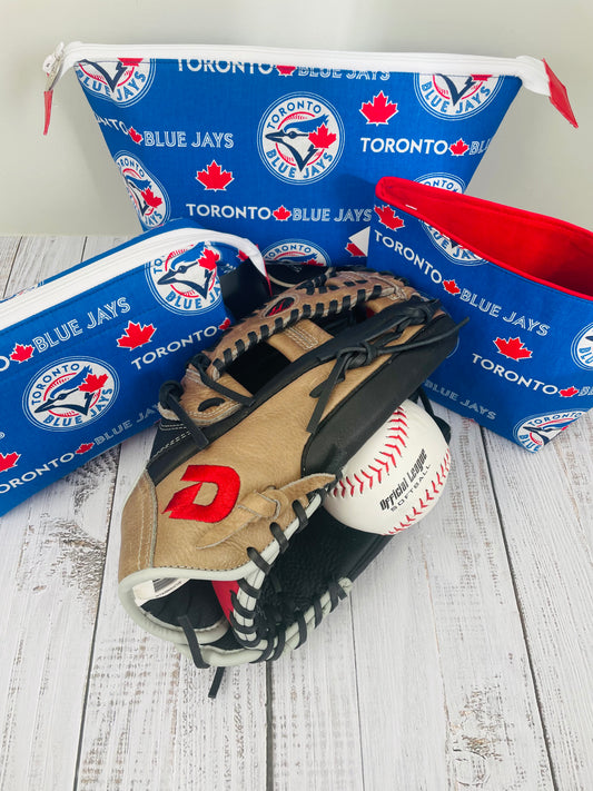 BLUE JAYS BAGS .....LAUNCHING MARCH 7 @ NOON MST ...LISTINGS WILL SHOW SOLD OUT UNTIL THEN