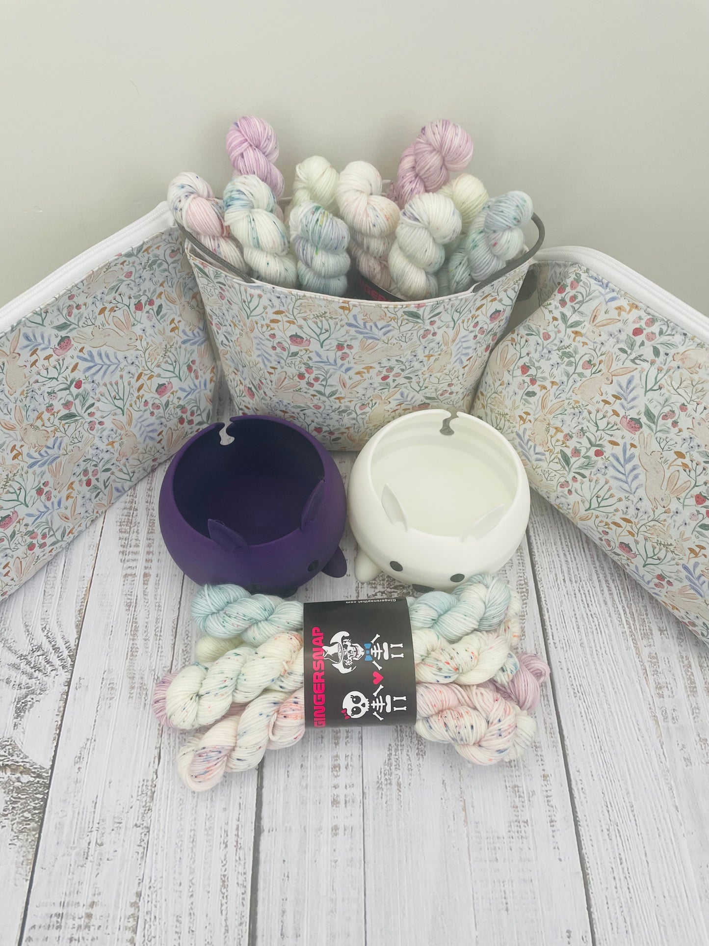 WHISPERS OF SPRING COLLECTION   ....PLEASE CHOOSE FROM MENU BELOW......MINISNAP SETS  AND BAGS.