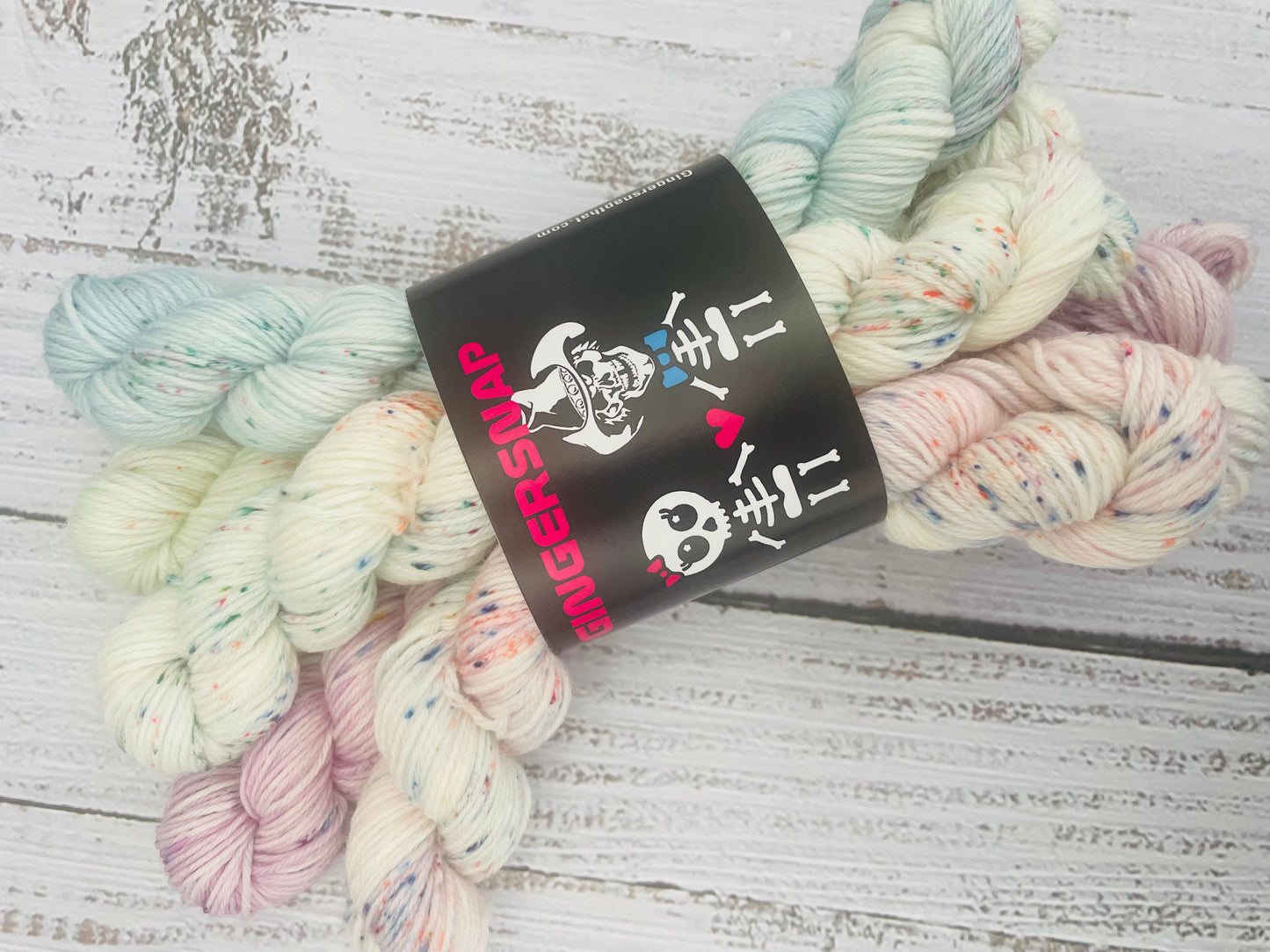 WHISPERS OF SPRING COLLECTION   ....PLEASE CHOOSE FROM MENU BELOW......MINISNAP SETS  AND BAGS.