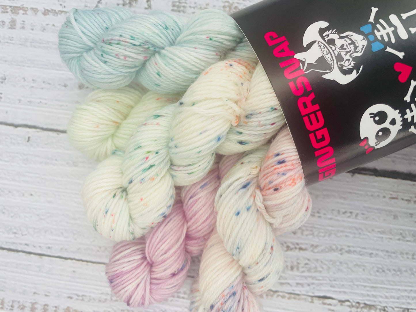 WHISPERS OF SPRING COLLECTION   ....PLEASE CHOOSE FROM MENU BELOW......MINISNAP SETS  AND BAGS.