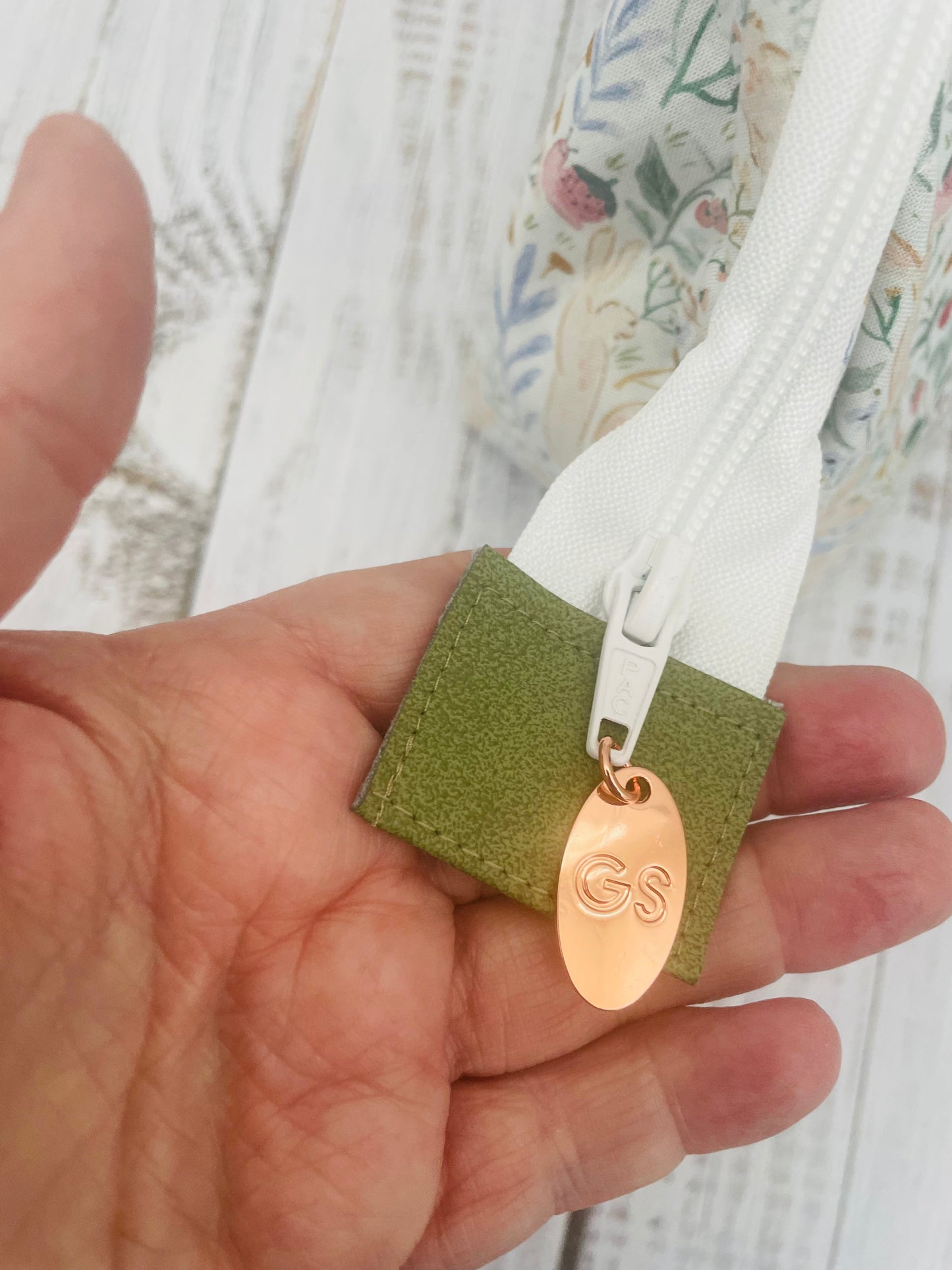 WHISPERS OF SPRING COLLECTION   ....PLEASE CHOOSE FROM MENU BELOW......MINISNAP SETS  AND BAGS.