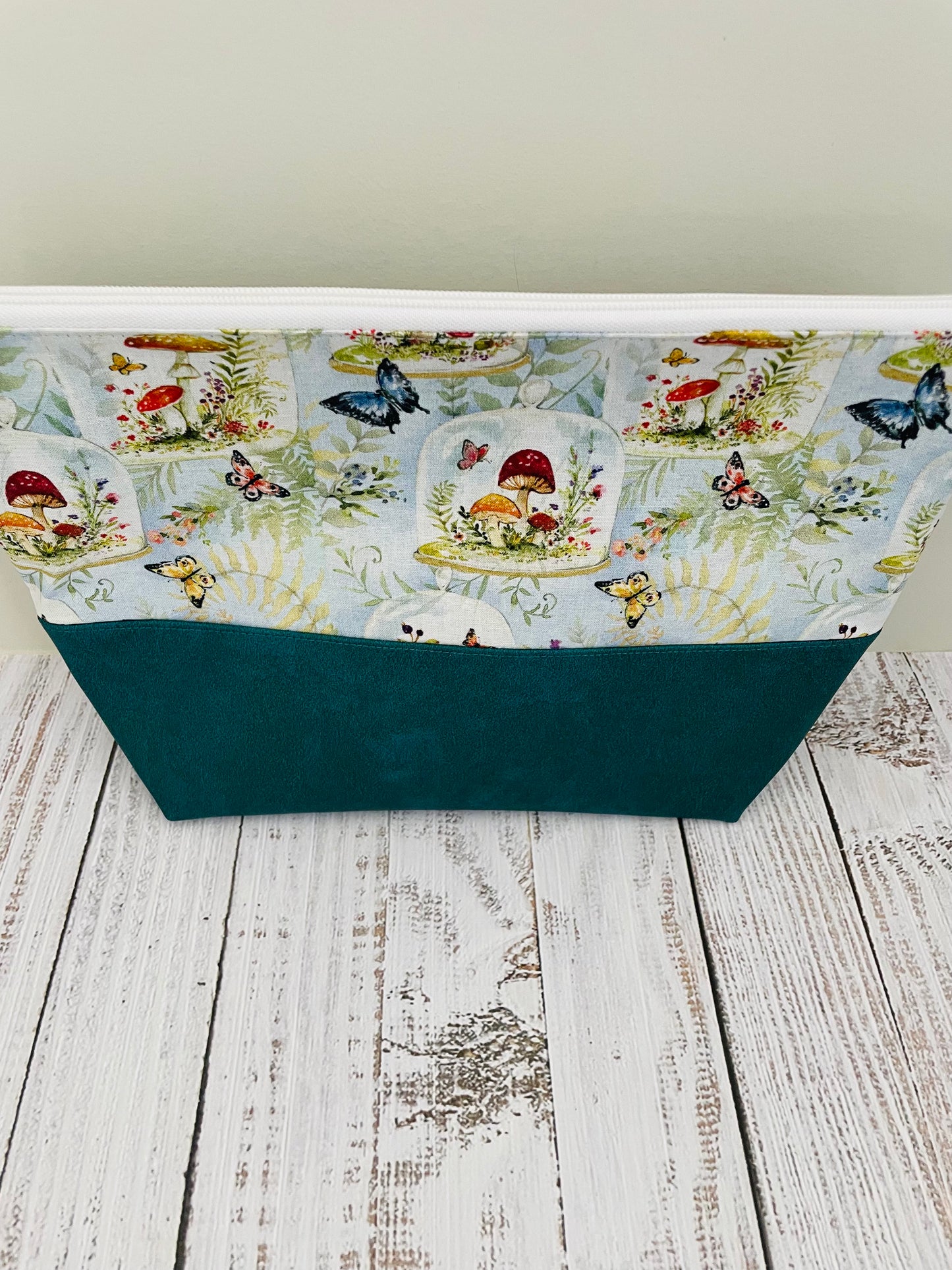 MOTHER'S DAY ....PLEASE CHOOSE FROM MENU BELOW......SOCKSETS  AND BAGS