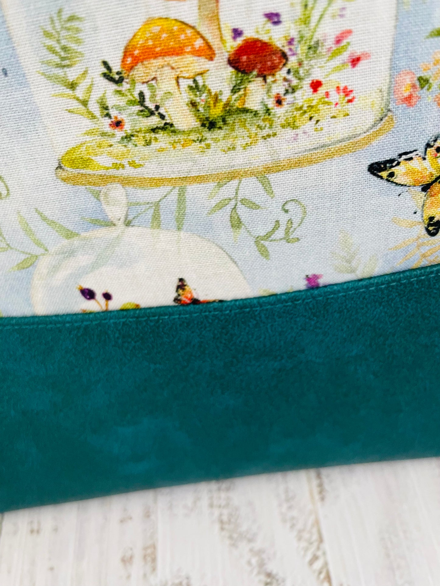 MOTHER'S DAY ....PLEASE CHOOSE FROM MENU BELOW......SOCKSETS  AND BAGS