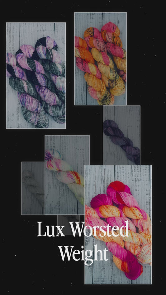 LUX WORSTED  WEIGHT ...17 MICRON 100% SW MERINO